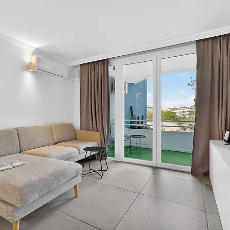 Apartment Holidays 114 *